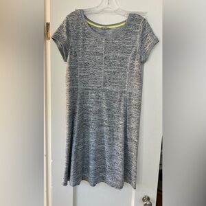 T By Talbots Heather Gray Dress - Knee Length Medium Petite Short Sleeve